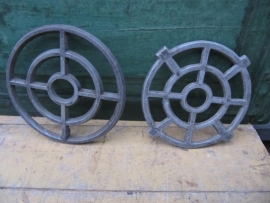 Oud aluminium treefje van 17,5 cm.