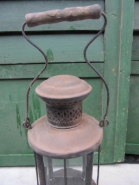 Brocante lantaarn voor kaarsen