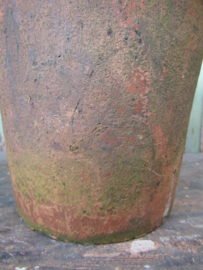 Antieke handgemaakte terracotta pot
