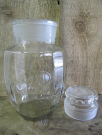 Very old Venz pot