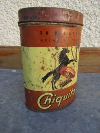 Oud ovaal blikje Chiquito