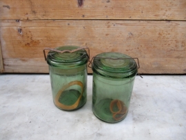 Ancient brocante green jar of 3/4 liter