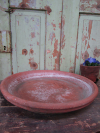 Grote terracotta schaal