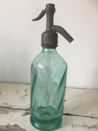 Oude kleine spuitfles met opdruk 1/2 liter