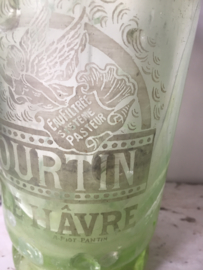 Antieke groene spuitfles met opdruk