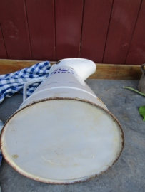 Brocante Franse emaille waterkan.