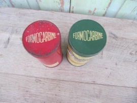 Franse set van 2 oude blikjes Formocarbine