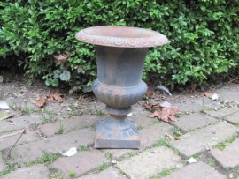 Franse grote gietijzeren vaas