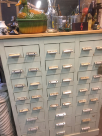 Brocante ladenkast