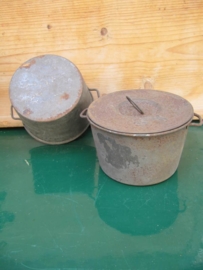 Frans brocante oud metalen rond bakje