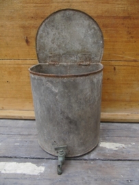 Zinkenbakje met kraantje