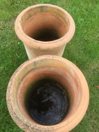 Set oude terracotta potten