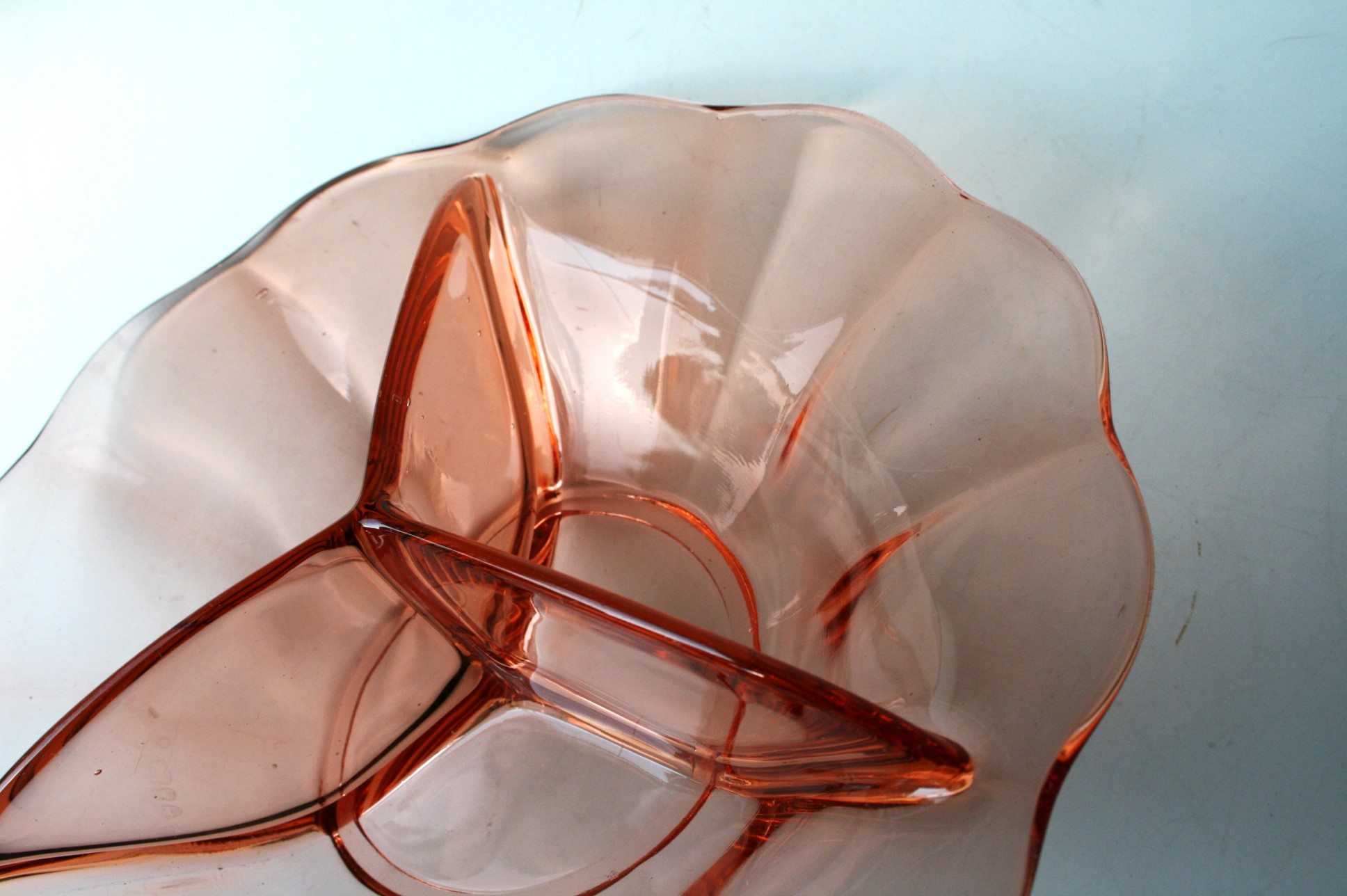 Schaal - Drievaksschaal M - Roze Glas