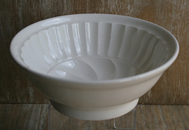 P. Regout - Puddingvorm - Waaier - Wit