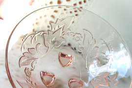 Schaaltje - Bladmotief - Roze Glas