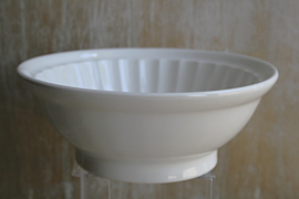 P. Regout - Puddingvorm - Waaier - Wit