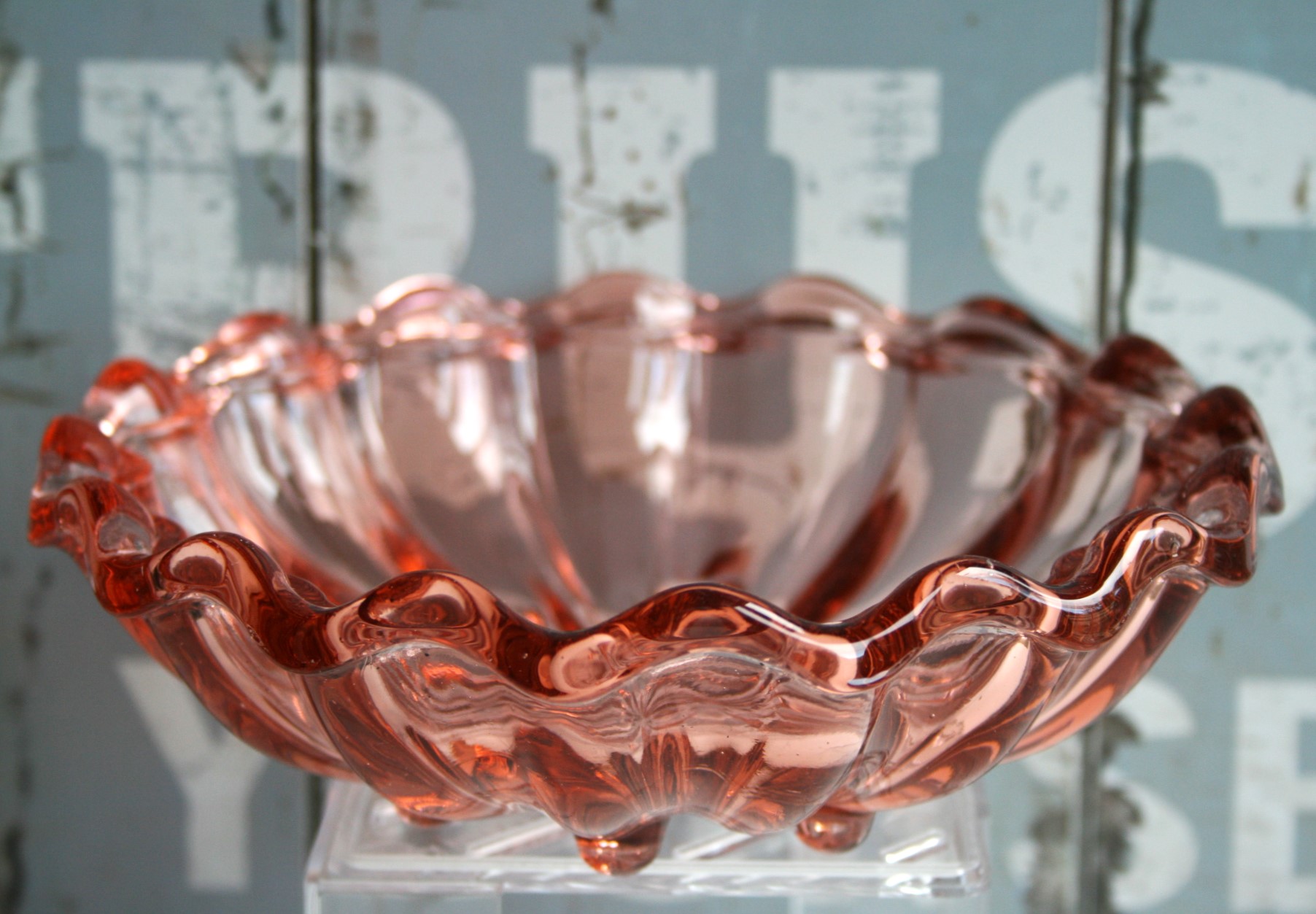 Schaaltje - Kraagrand - Roze Glas