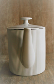 TG Ceramics - Royal Porcelain - Theepot