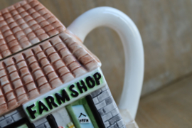 The Village Collectables - Farm Shop - Theepot