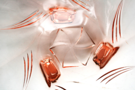 Diepe Kom - Roze Glas
