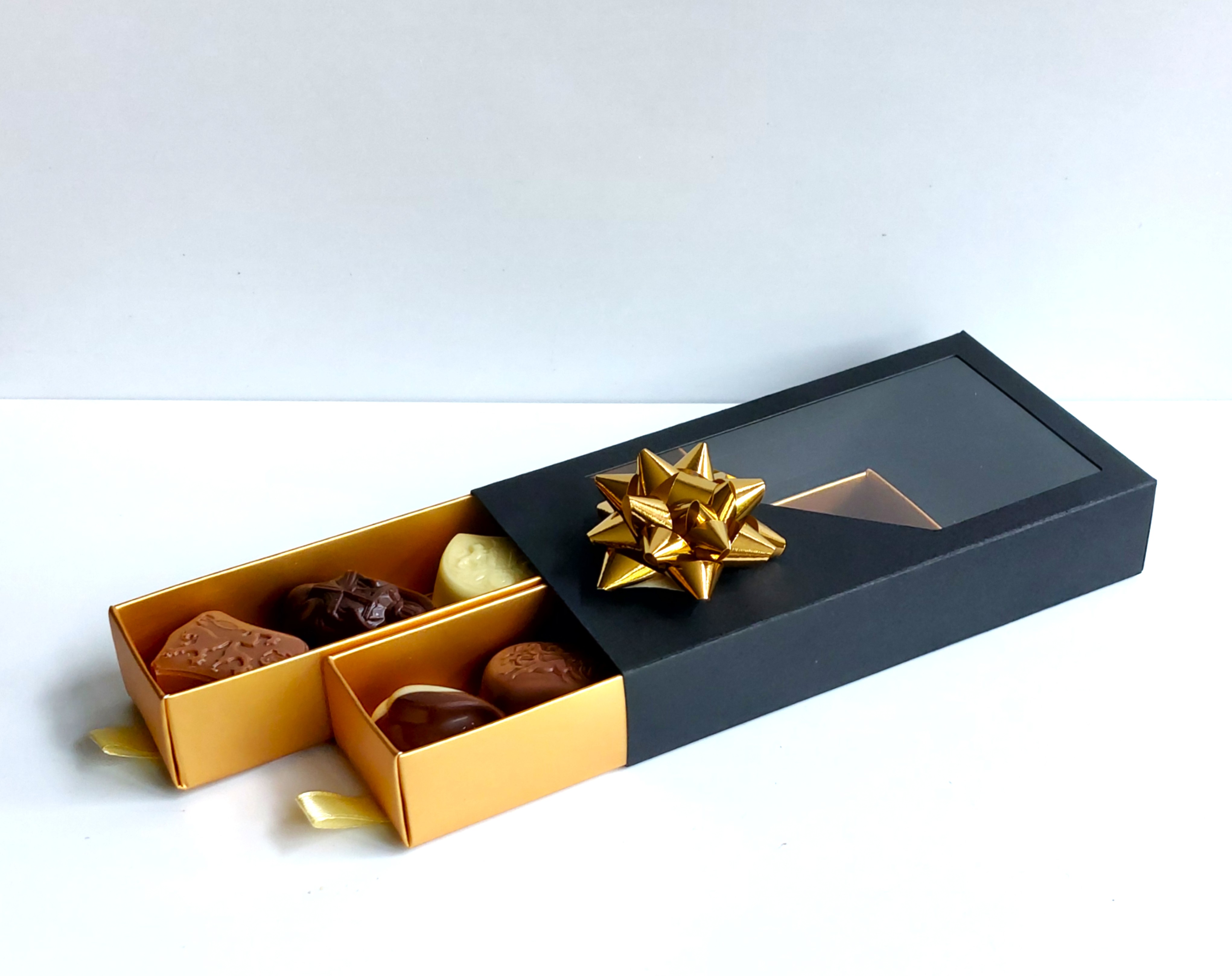 Luxe schuifdoosje met 2 lades, gevuld met bonbons naar keuze (NIEUW!)
