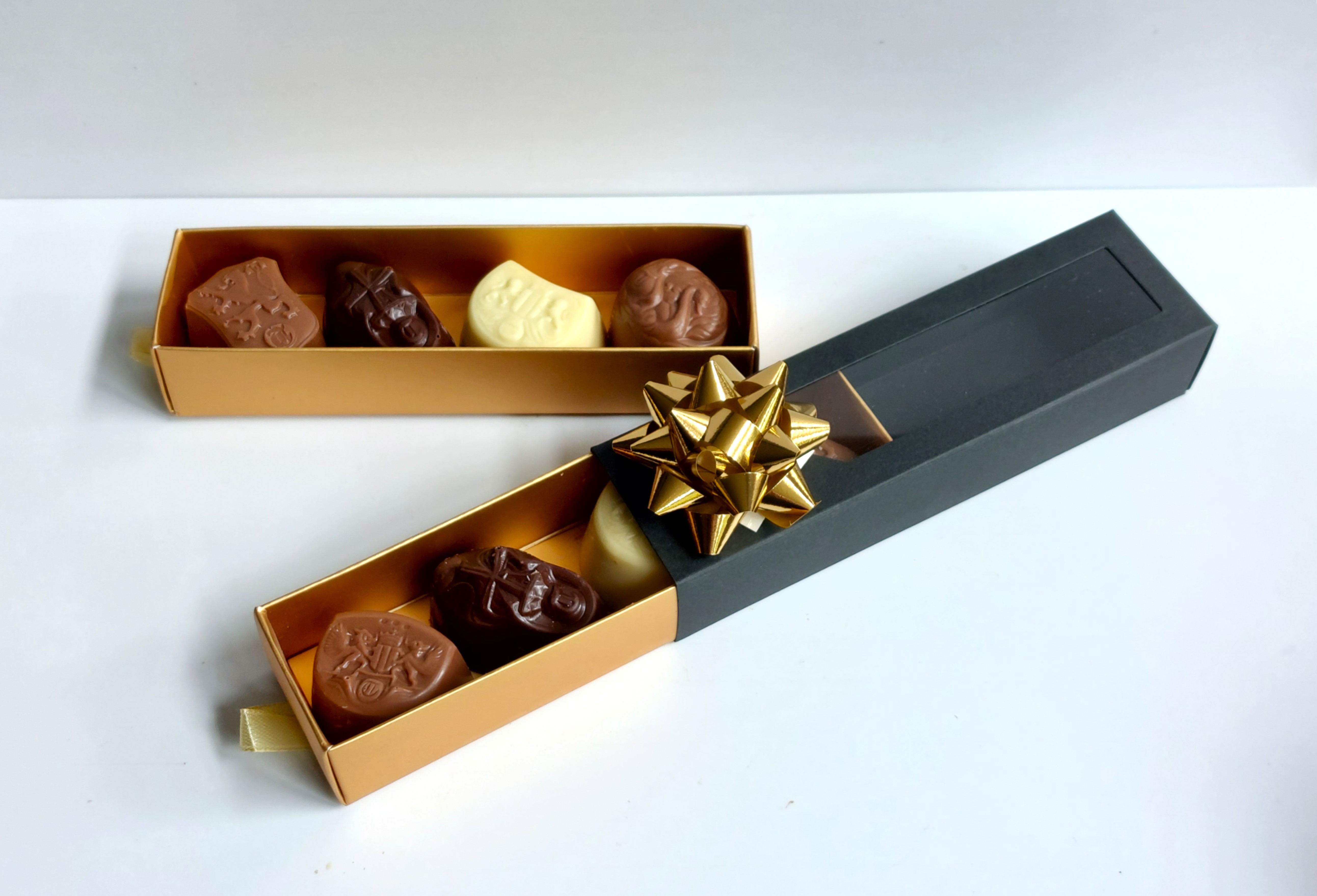 Luxe schuifdoosje met lade, gevuld met bonbons naar keuze (NIEUW!)