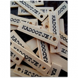 HOUTEN LABEL KADOOTJE