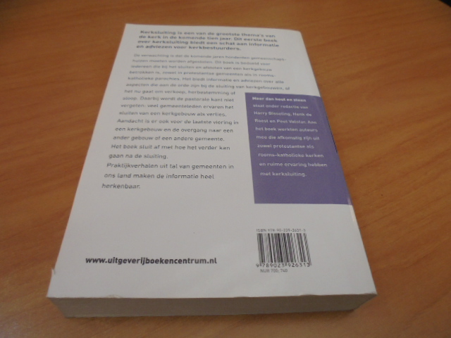 Meer dan hout en steen - handboek voor herbestemming en sluiting van kerkgebouwen