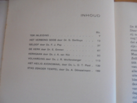 De kerk roept - Oorthuys, Dr. G e.a