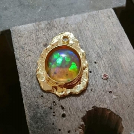 Opaal & diamant in Fairtrade goud (Verkocht!)