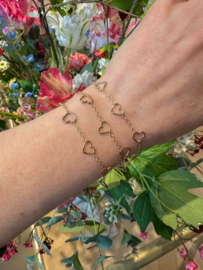 Hartjes armband 7 in geel