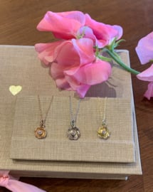 Small pendant whitegold & diamond (Sold!)