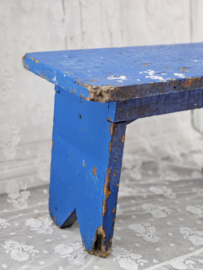 Groot blauw krukje