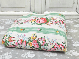 Sprei met rozendecor VERKOCHT