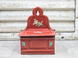 Allumettes bakje met bloemdecoratie