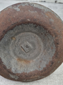 Blikken kandelaar met kleine onderschotel