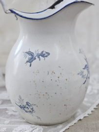 Bol kannetje met blauwe bloemen VERKOCHT
