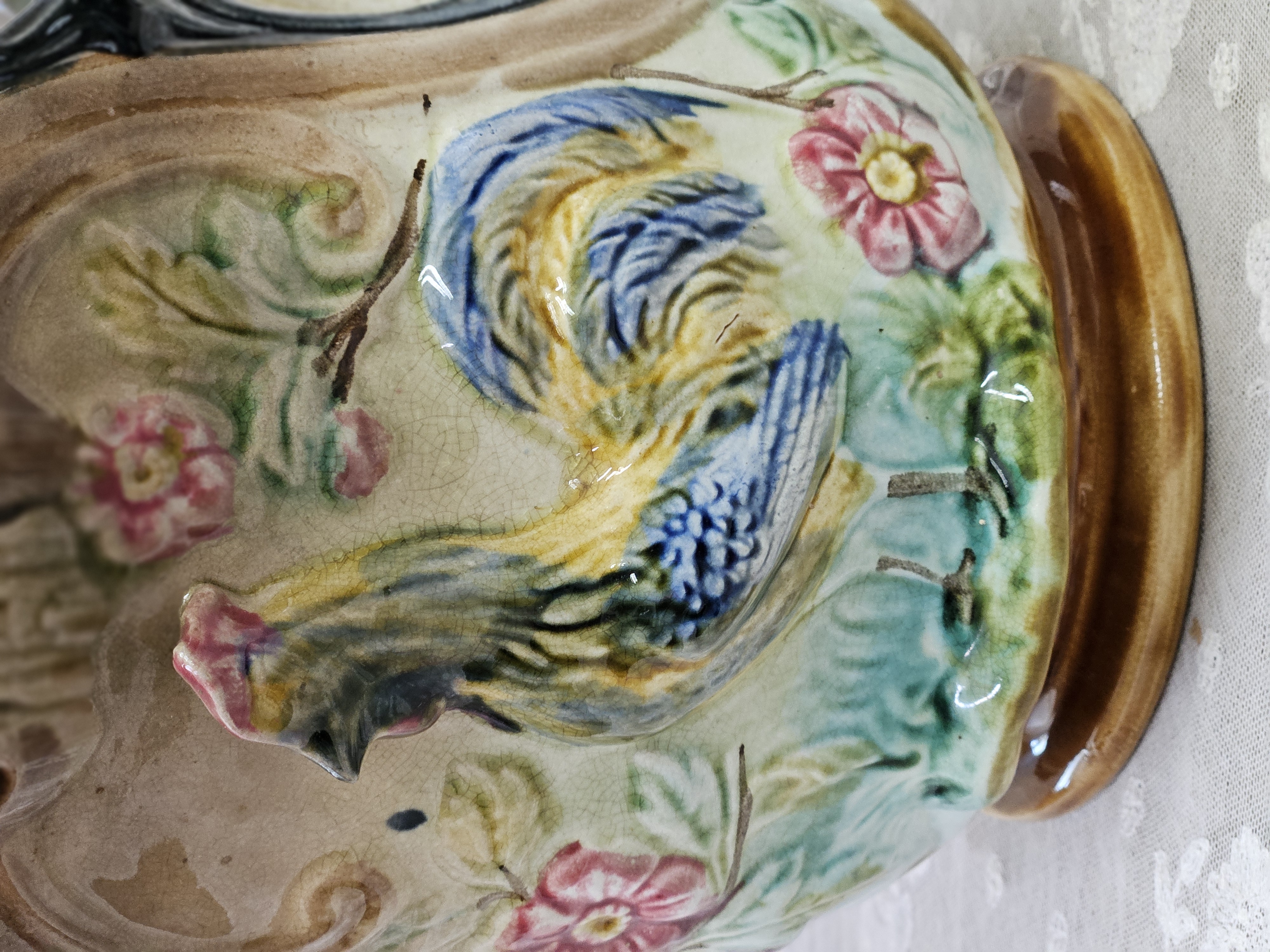 Majolica bloempot met haan