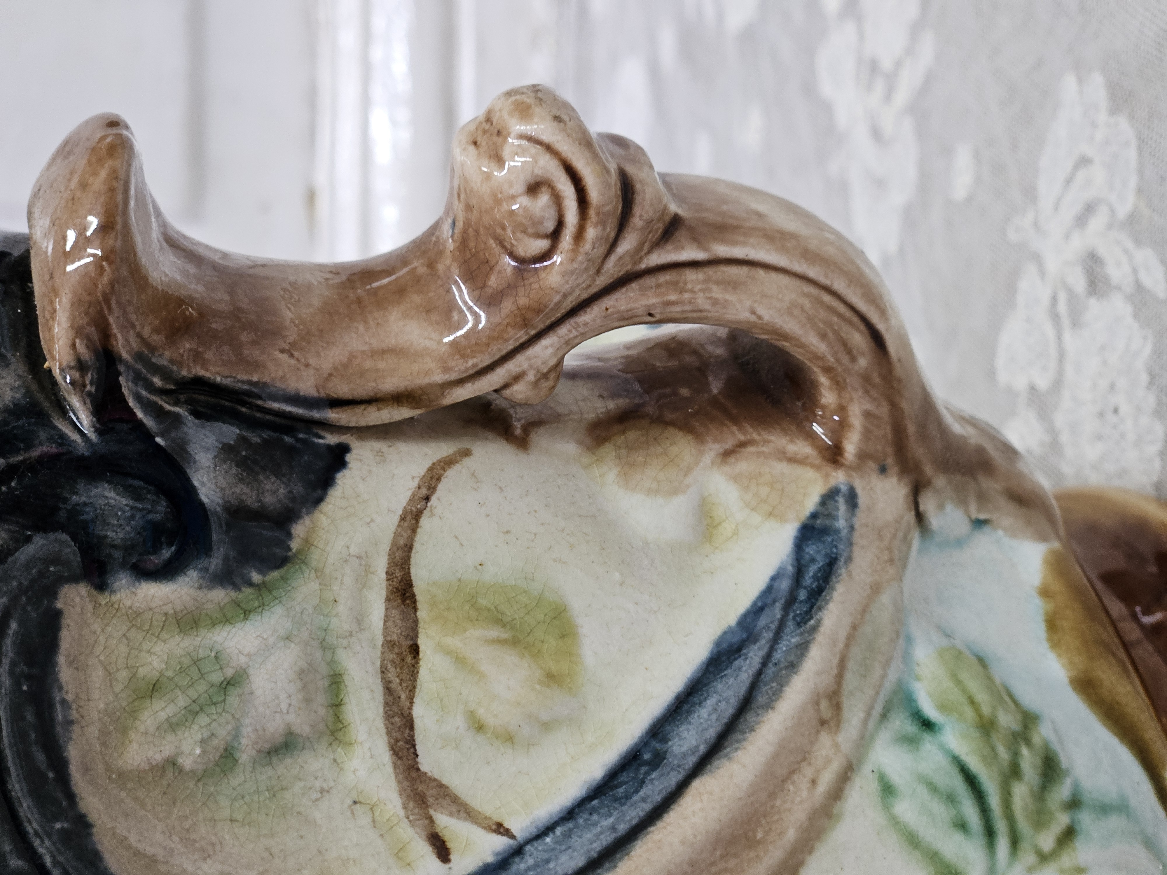 Majolica bloempot met haan