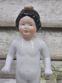 Frozen Charlotte, medium GERESERVEERD