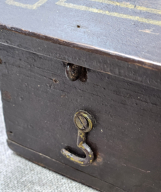Schrijfdesk met monogram