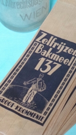 Kruidenierszakjes uit Krommenie VERKOCHT