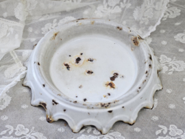 Witte ronde kwispedoor VERKOCHT