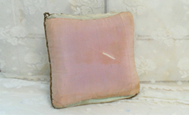 Shabby chic kussentje VERKOCHT