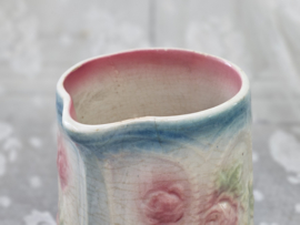 Barbotine kan met roosjes VERKOCHT