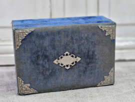 Blauw velours kistje