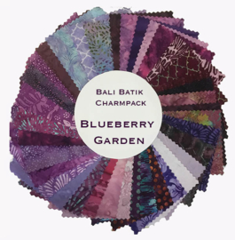Batik Charmpack : Blueberry Garden