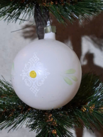 Oude Antiek Vintage Kerstbal 8561 Creme