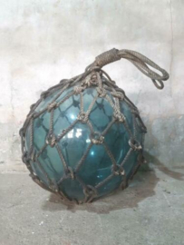 Oude Antiek Vintage Glazen Drijver Visnet XXL Blauw in Handgeknoopt Net