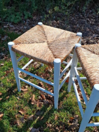 Oude Vintage Kruk met Biezen Zitting